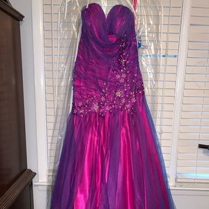 XiRENA Formal/Prom Dress